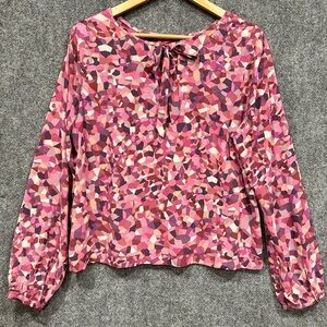 Cabi Kaleidoscope blouse size MEDIUM bow tie geometric burgundy long sleeve
